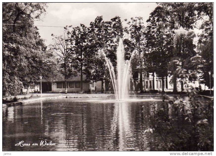 Deutschland, Nordrhein-Westfalen, Nümbrecht/Rhid., Haus Am Weiher, Gelaufen Nein - Waldbroel