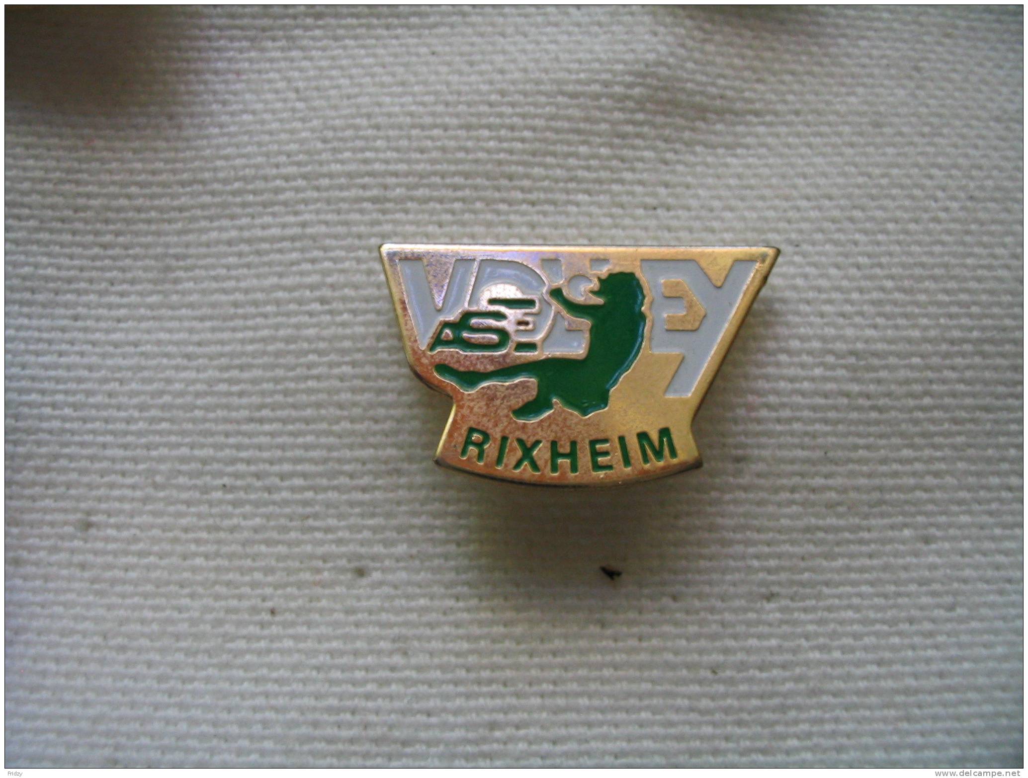 Pin´s Du Club De Volley De RIXHEIM - Volleyball