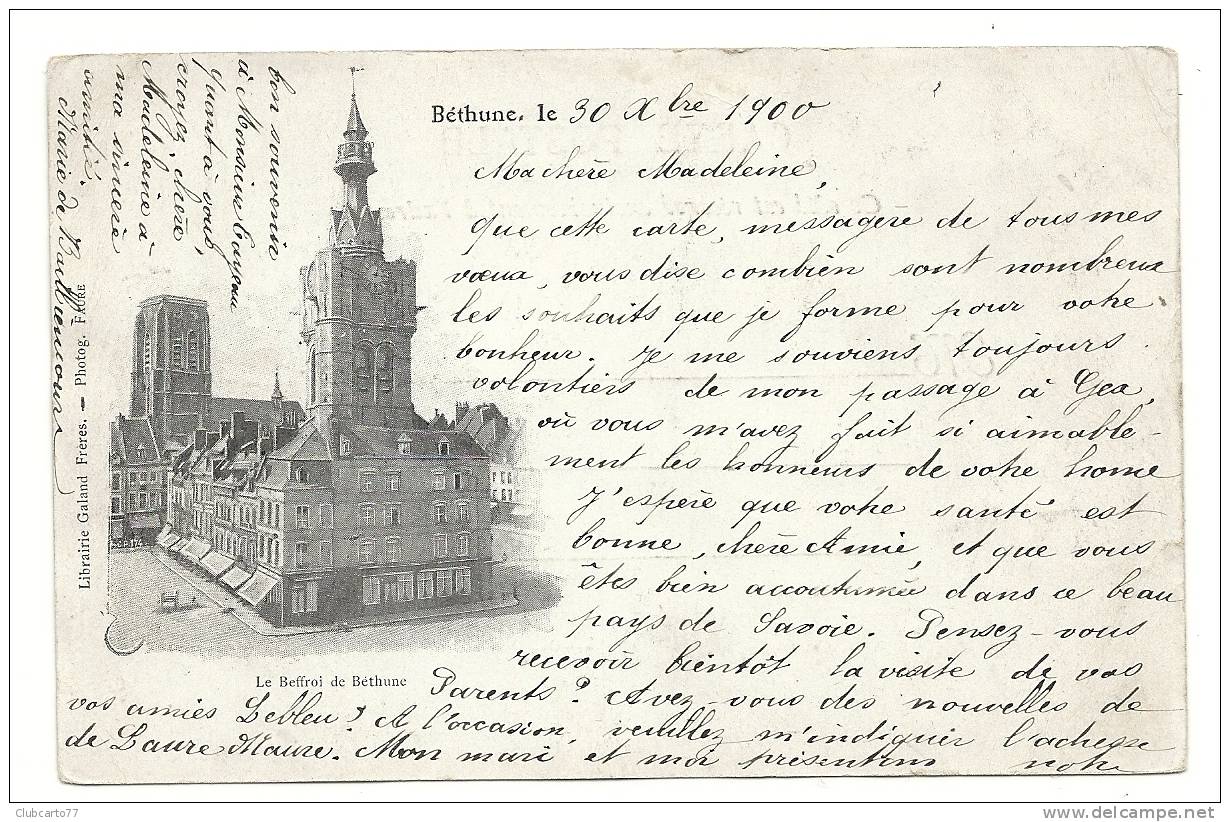 Béthune (62) : Le Groupe De Maison Autour Du Beffroi En 1900 (animée) Carte Pionnière .. - Bethune