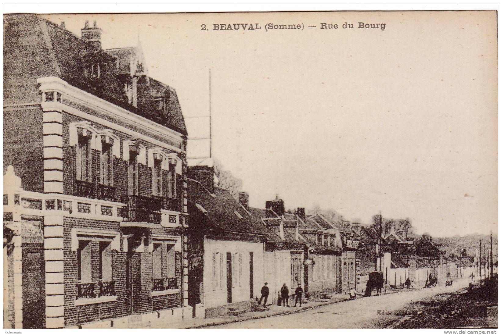 80 BEAUVAL  Rue Du Bourg - Beauval