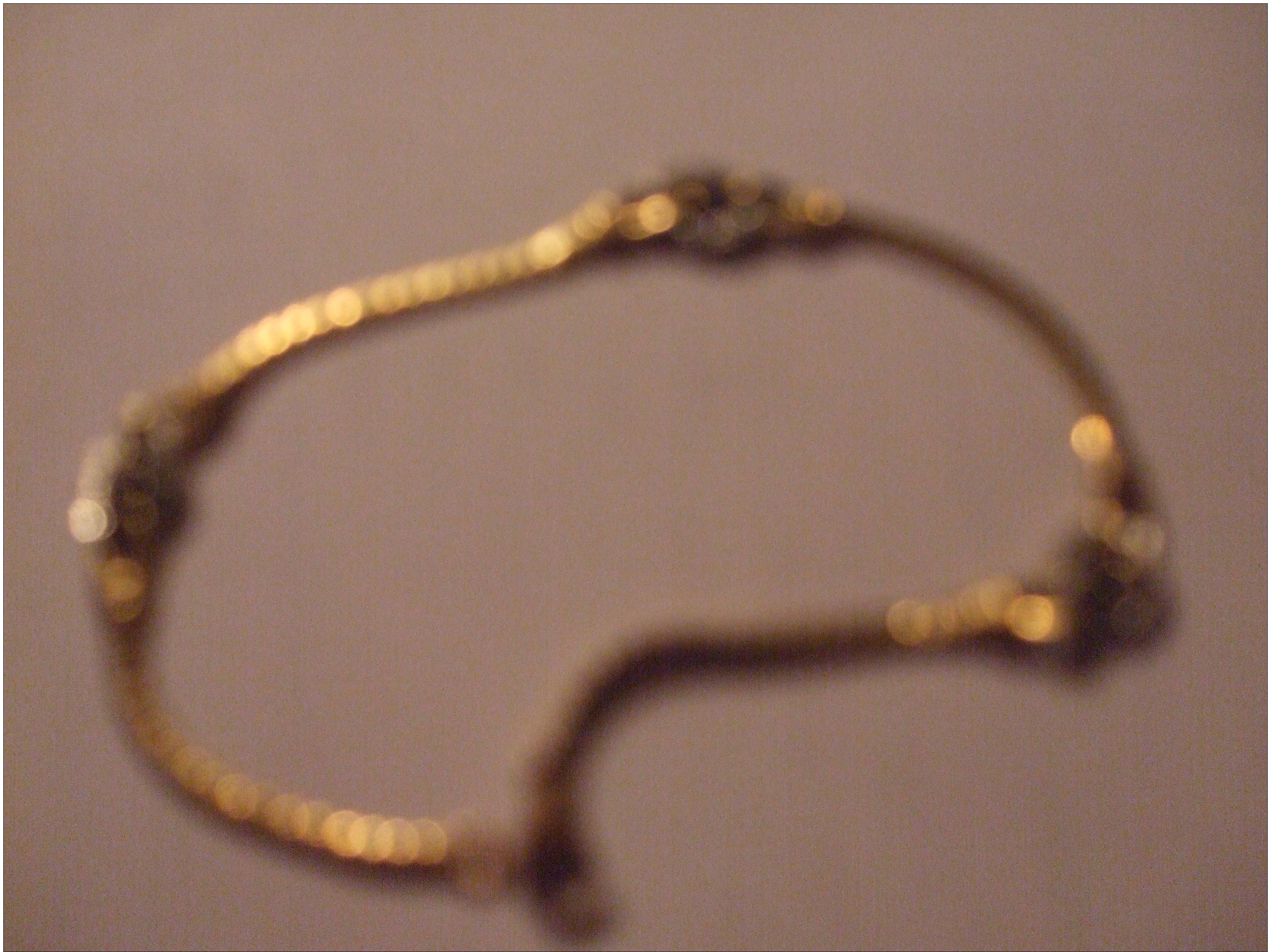 Bracelet Femme 18 K ( 5,16 GR )poinçonné Testé Voir Indication Bas De P - Bracelets