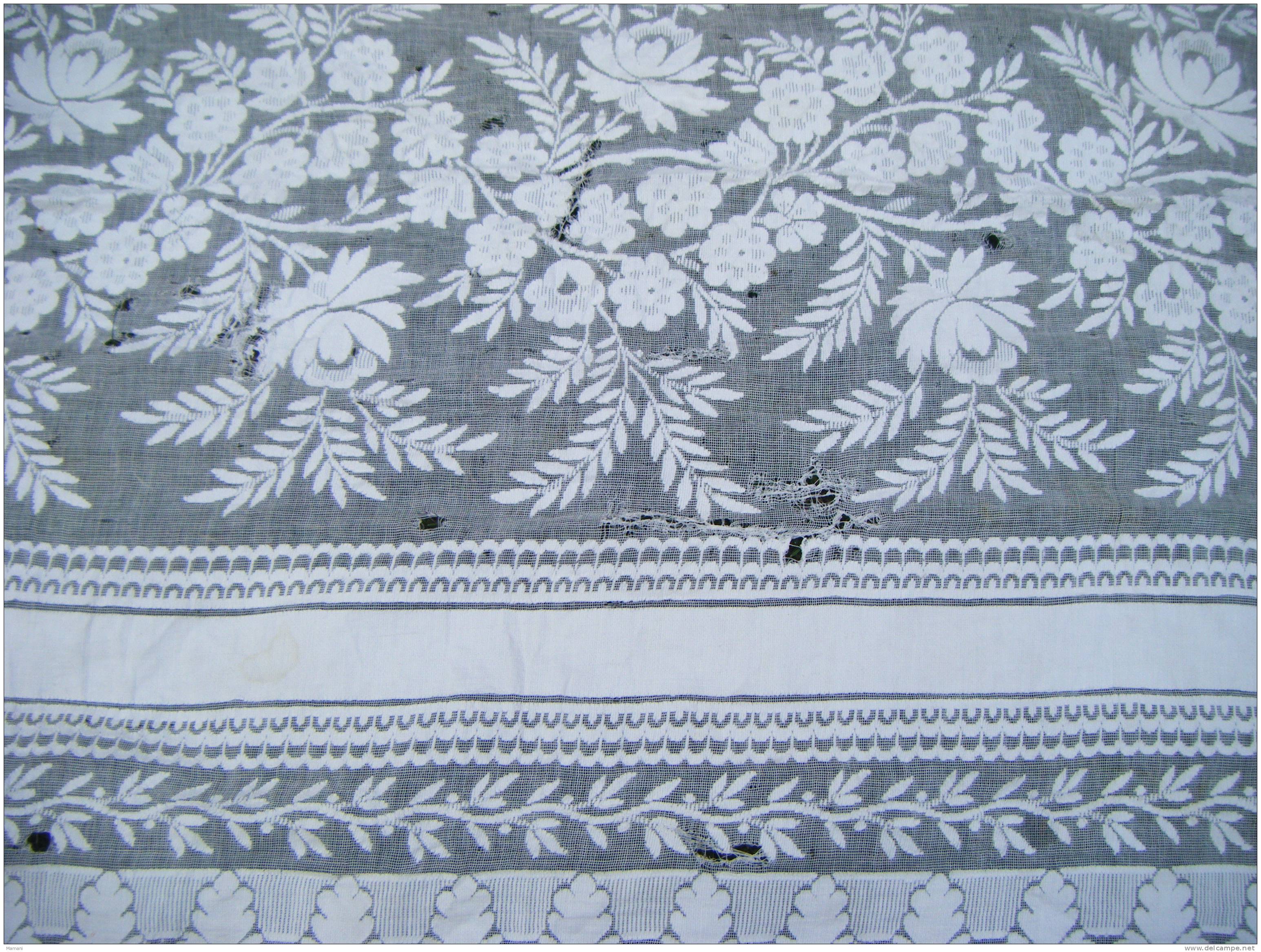 Grand Rideau A Restaurer Ou A N'utiliser Que Les Belles Parties-largeur 133x 266 -7 Anneaux..........(1=) - Cortinas