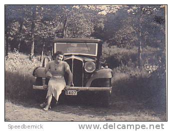 Huit (8) Photos Pas Cartes Postales- Pique Nique Bois Bon Dieu-Thuin -1938. Femme Vieille Voiture - Thuin