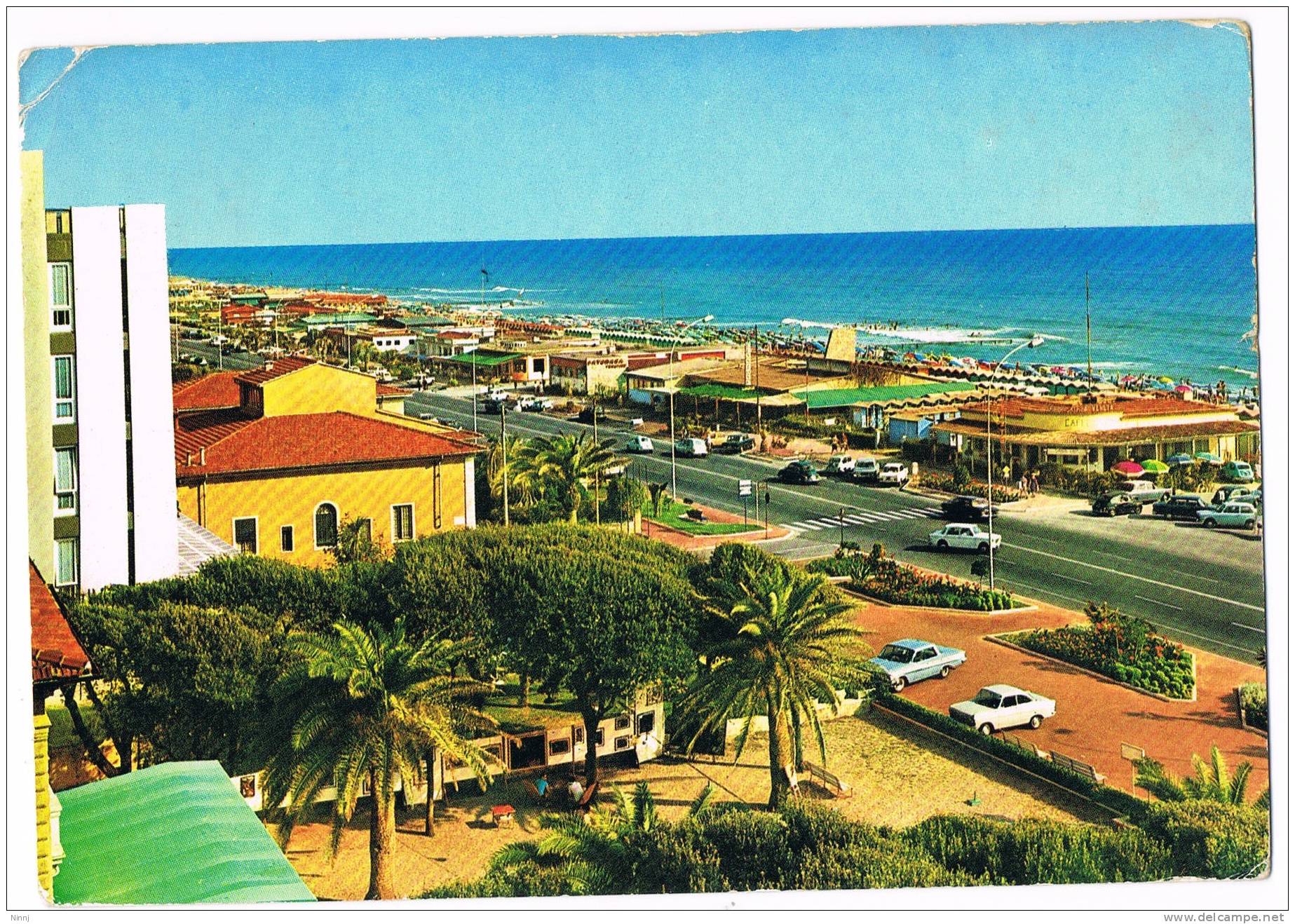 Italia Massa C. 19.7.70  Marina Di Massa Lungomare Cartolina  Viaggiata - Massa