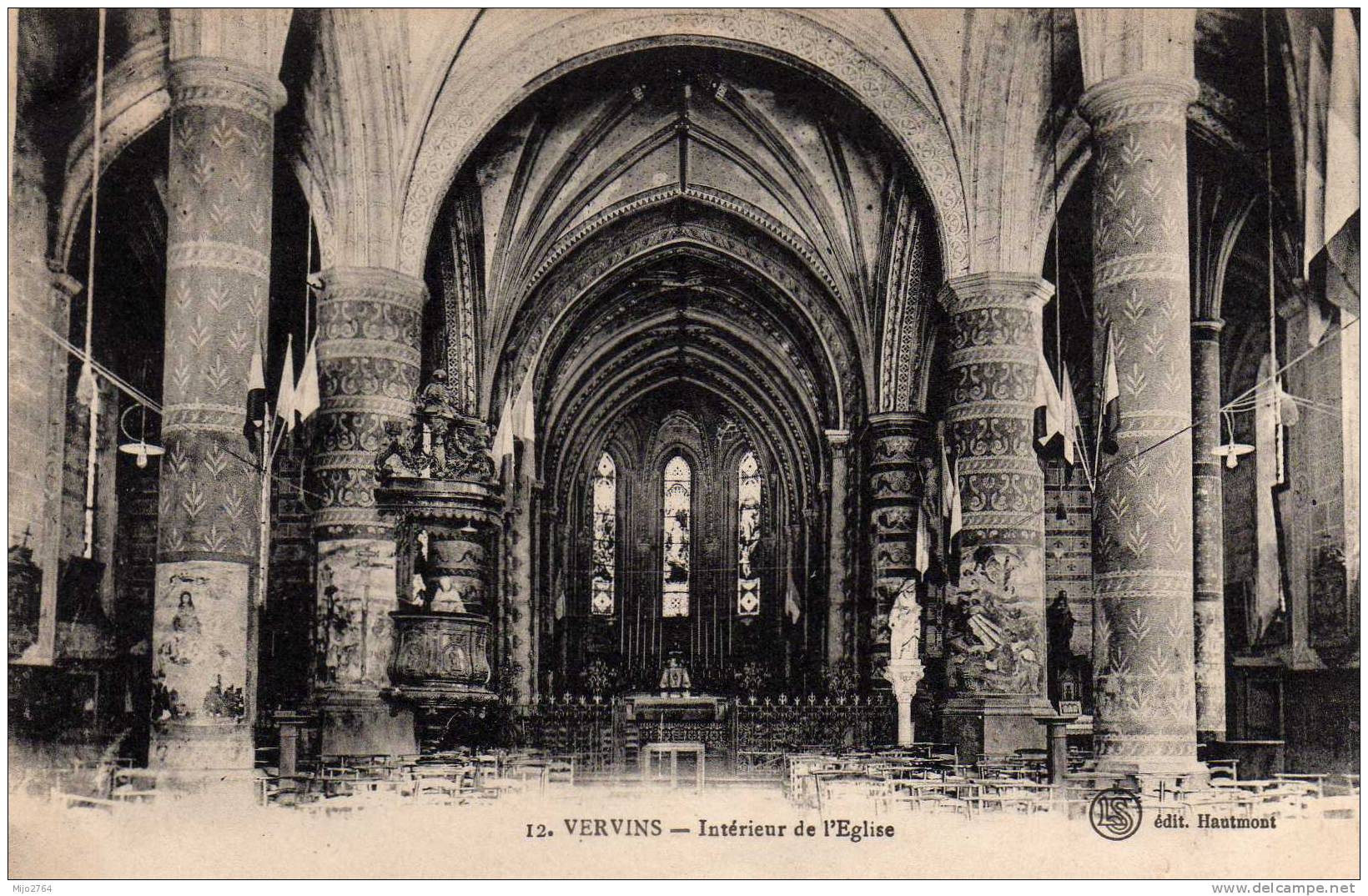 VERVINS   INTERIEUR  DE L EGLISE - Vervins