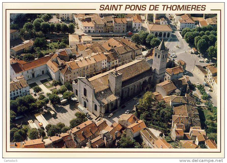 Saint-Pons-de-Thomieres  La Cathédrale     Cpsm Format 10-15 - Saint-Pons-de-Thomières