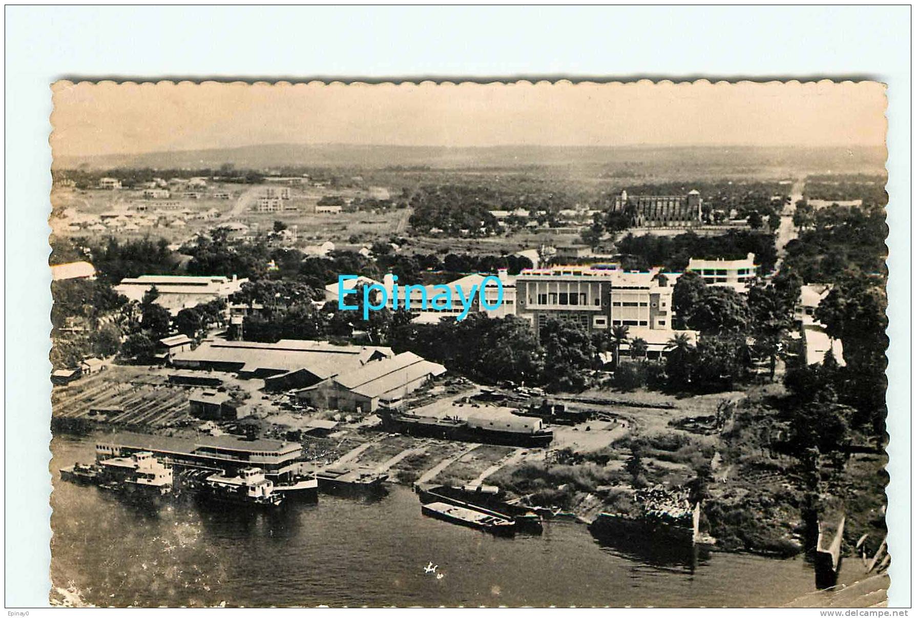 B - CONGO - BRAZZAVILLE - Les Bords Du Pool - La B A O Et Le Quartier Commercial - édition Carte Africaine - Autres & Non Classés