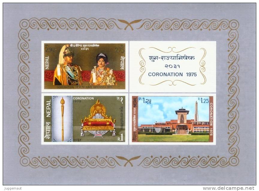 KING BIRENDRA CORONATION SERIES 3 STAMP MINIATURE SHEET NEPAL 1975 MINT MNH - Familles Royales