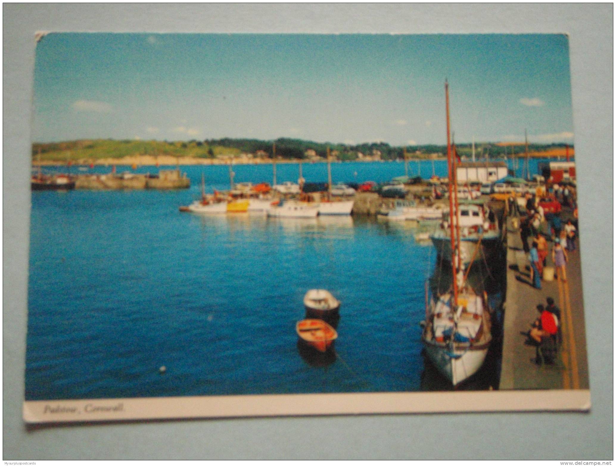 19401 POSTCARD: CORNWALL, Padstow. - Autres & Non Classés