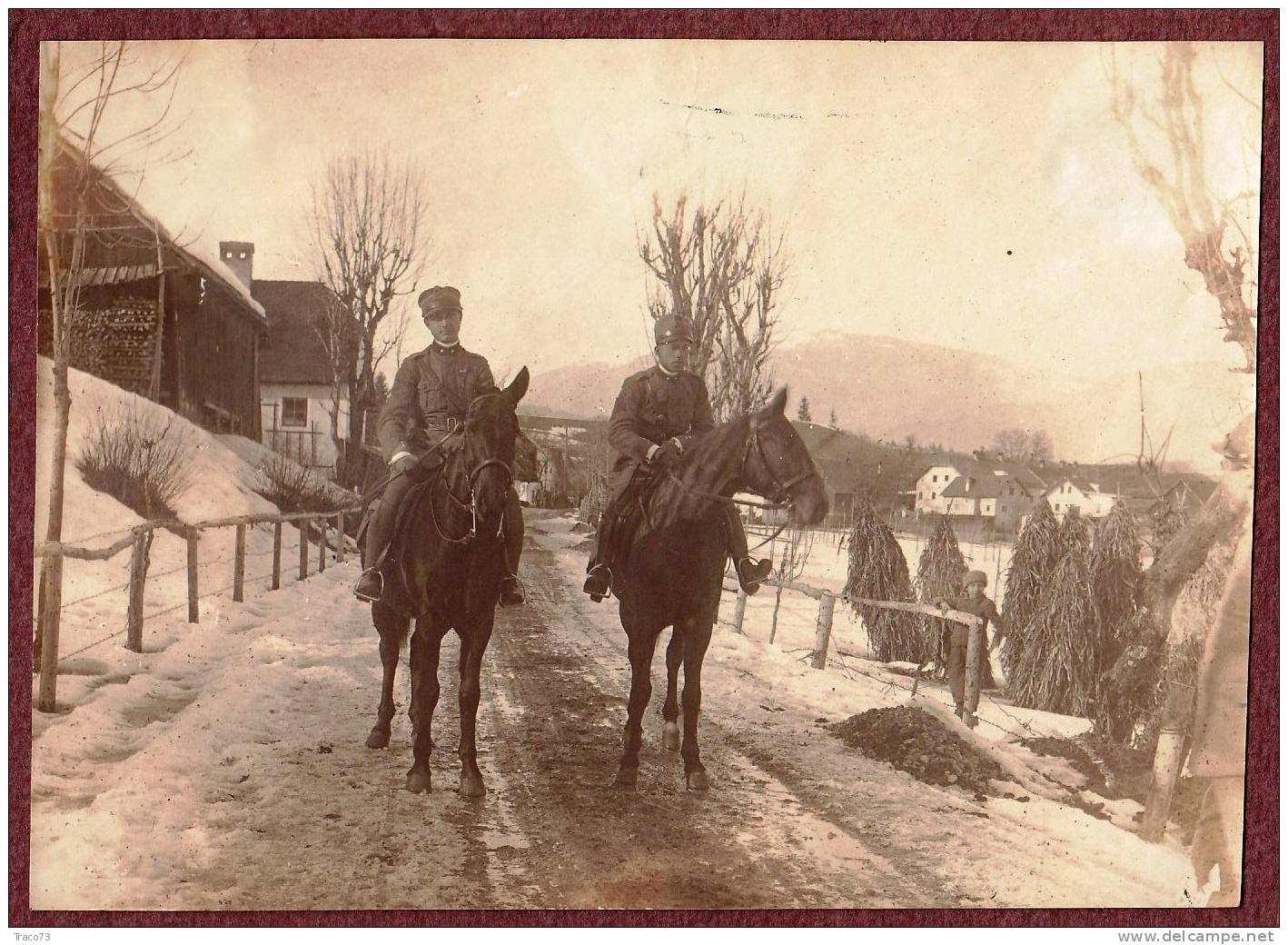 MILITARI  /  (Cavalleria? ) - Esercito  1900 / 1925 - Foto  " F. Palliardi "  - Formato 20 X 24 Cm - Guerre, Militaire