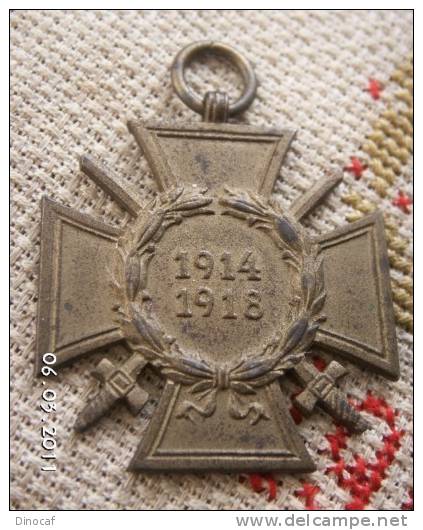 AK GERMAN WW1 1914-1918 CROSS OF HONOUR MEDAL MAKER MARKED - Altri & Non Classificati