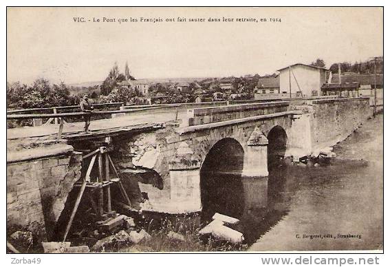 VIC Le Pont Que Les Français Ont Fait Sauter Dans Leur Retraite En 1914 A Circulé En 1919 - Vic Sur Seille