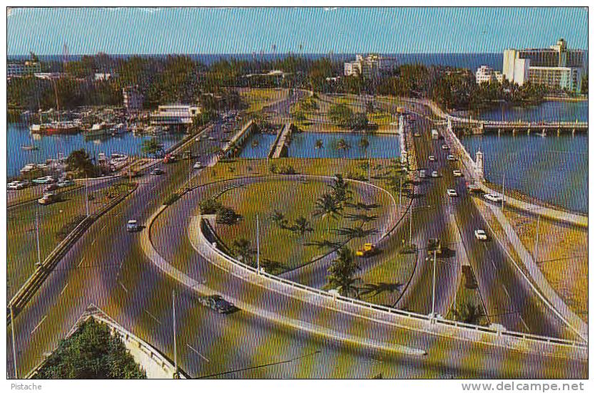 Greetings From Puerto Rico - 1963 - Traffic Circle From Miramar Hotel  - 2 Scans - Puerto Rico