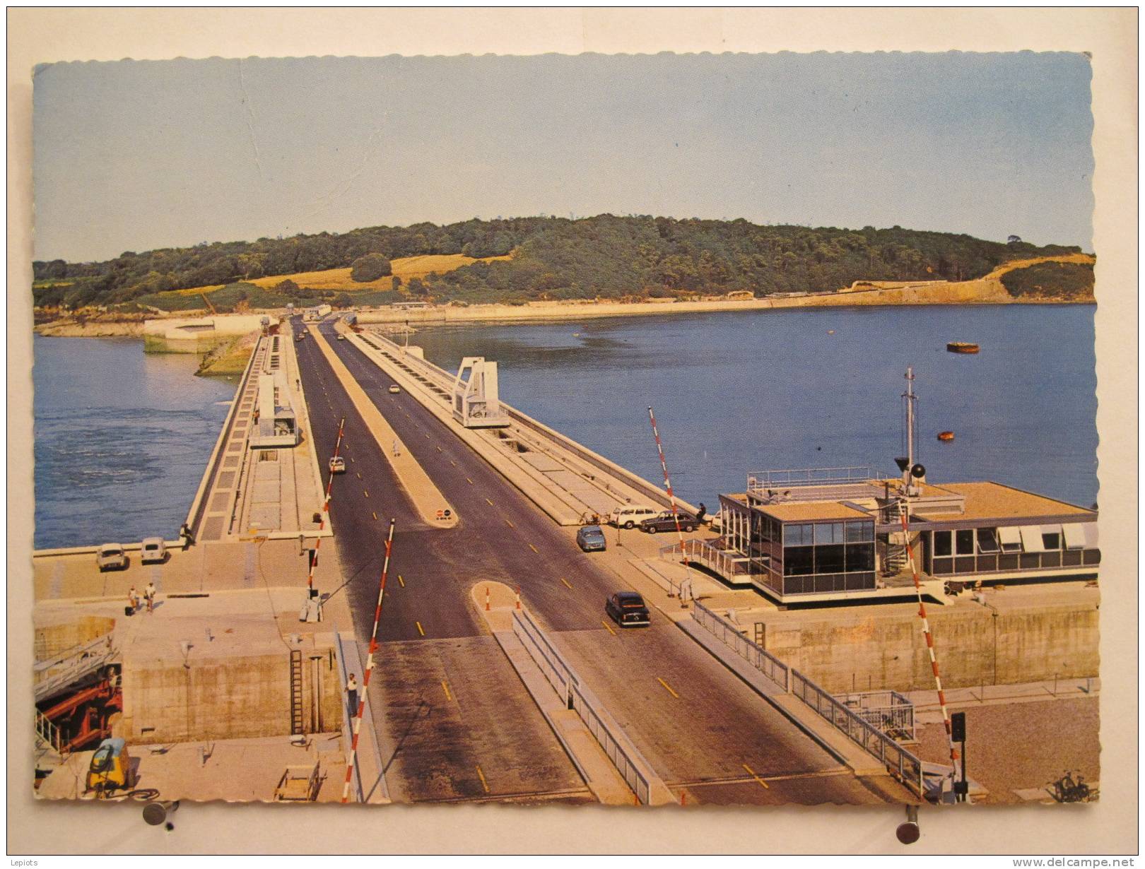 Pas Courante - 35 - Dinard - Barrage Sur La Rance Et Usine Marémotrice - Voyagé 1969 - Dinard