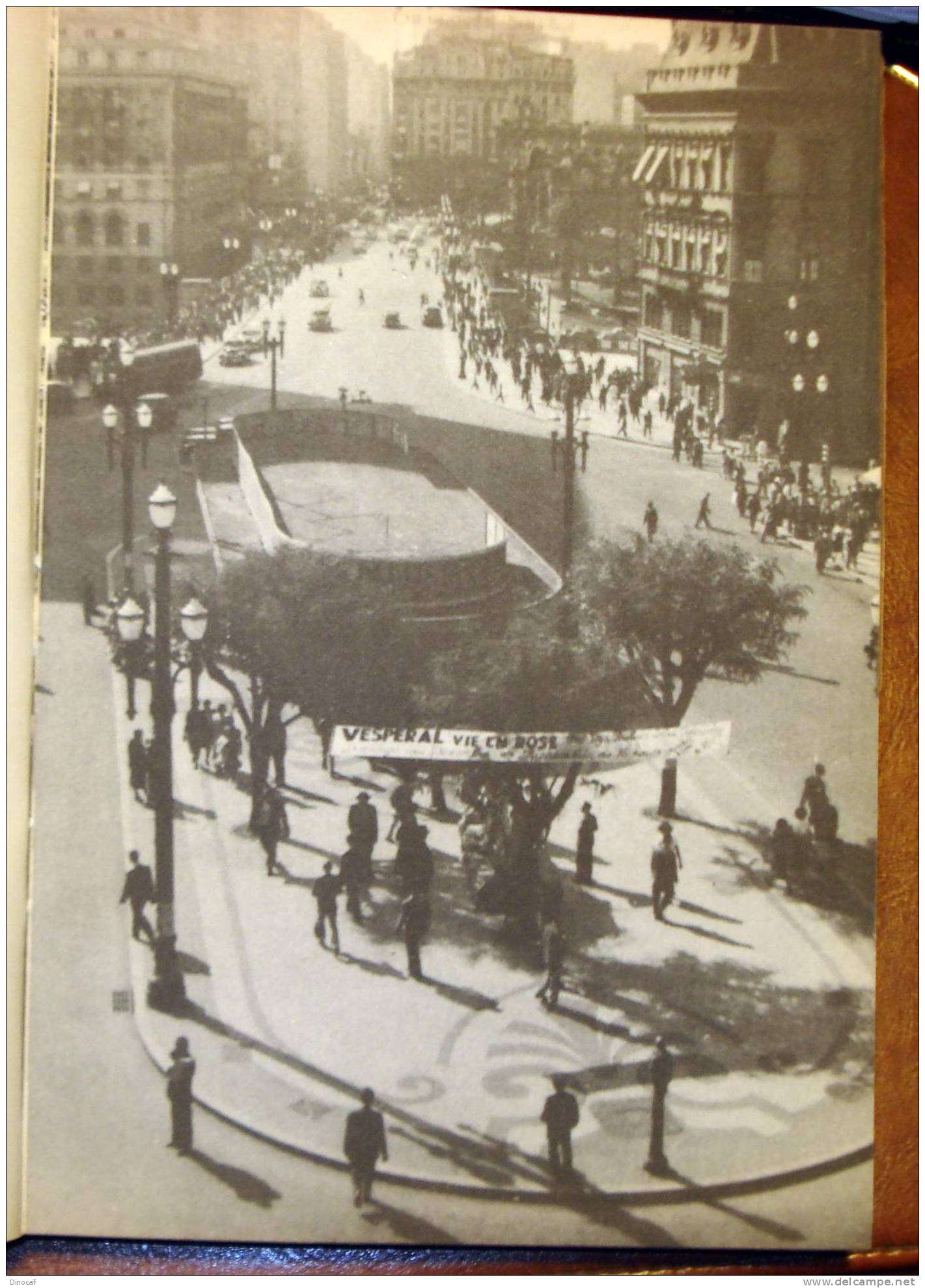 GUIA PITORESCO E TURISTICO DE SAO PAULO, 1950, GUIA , SEITEN NICHT NUMMERIERT, CA. ÜBER 100 SEITEN - Other & Unclassified