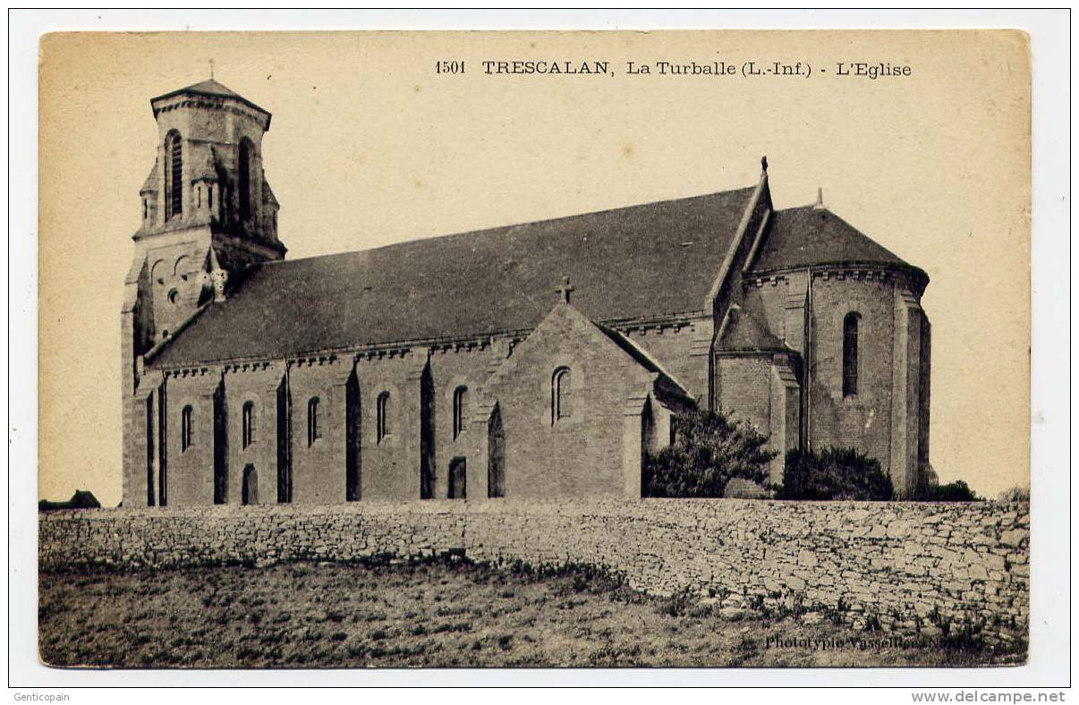 Q33 - TRESCALAN - La Turballe - L'église - La Turballe