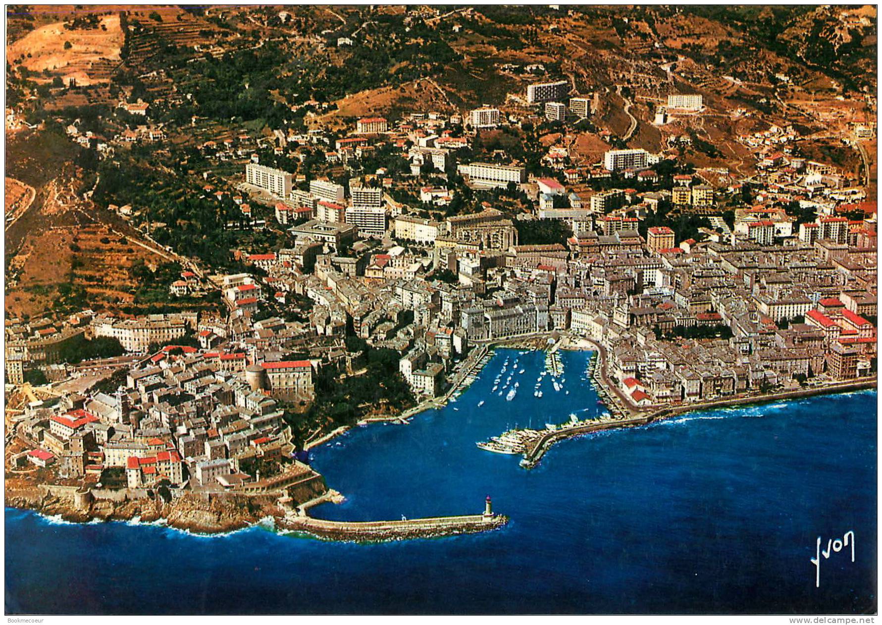 CORSE   BASTIA  VUE GENERALE SUR LA VILLE ET LE VIEUX PORT   VIEUX PORT  PLACE ST NICOLAS - Corse