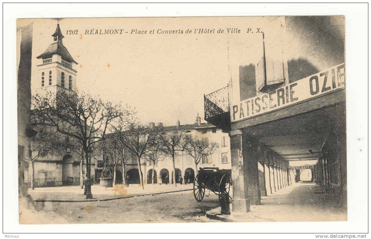 Place Et Couverts De L'hôtel De Ville Pâtisserie OZIER - Realmont