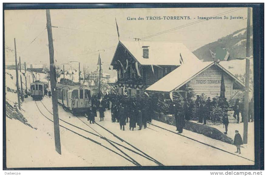 Troistorrents, Gare, Animée, Inauguration, Train, Zug, Treno, Eisenbahn, Chemin De Fer, - Troistorrents