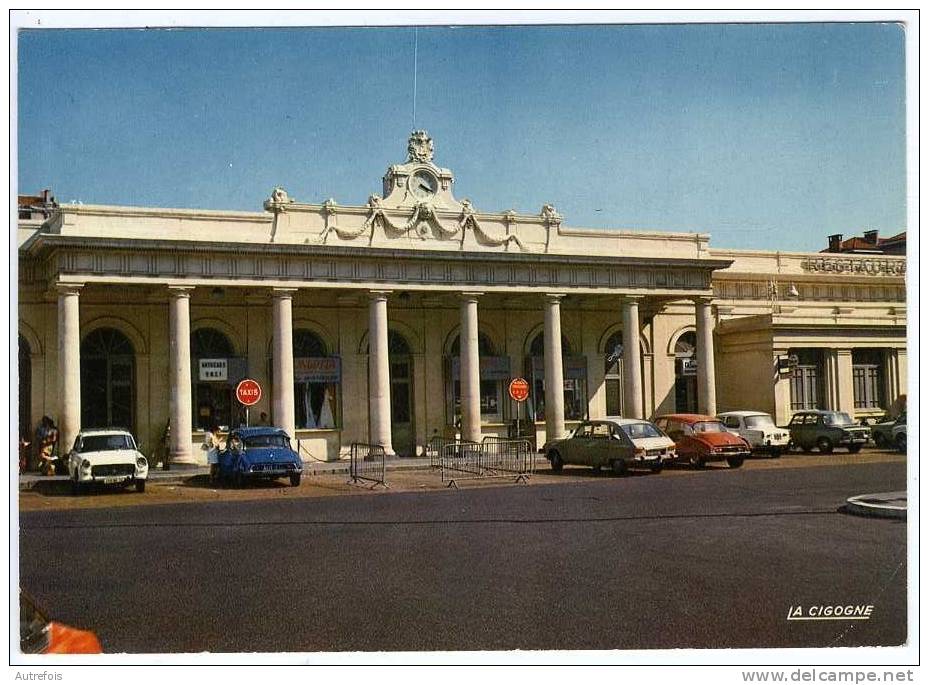 34  MONTPELLIER  -  CPM 1950 / 60  -  LA GARE - Montpellier