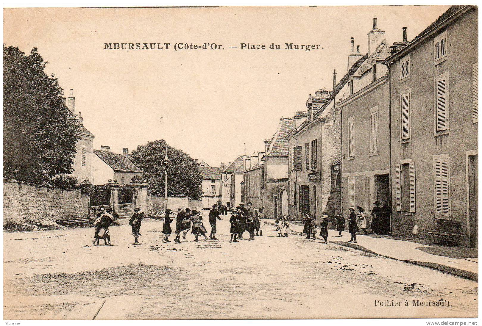 Place Du Murger - Meursault