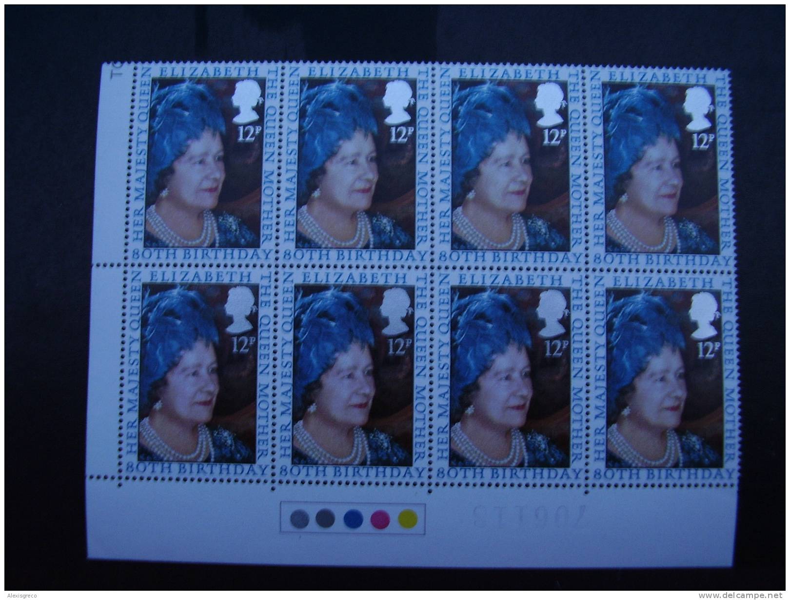 GB 1980 QUEEN MOTHER 80th.BIRTHDAY Issue Of 12p Value MNH MARGINAL CORNER BLOCK Of EIGHT. - Neufs