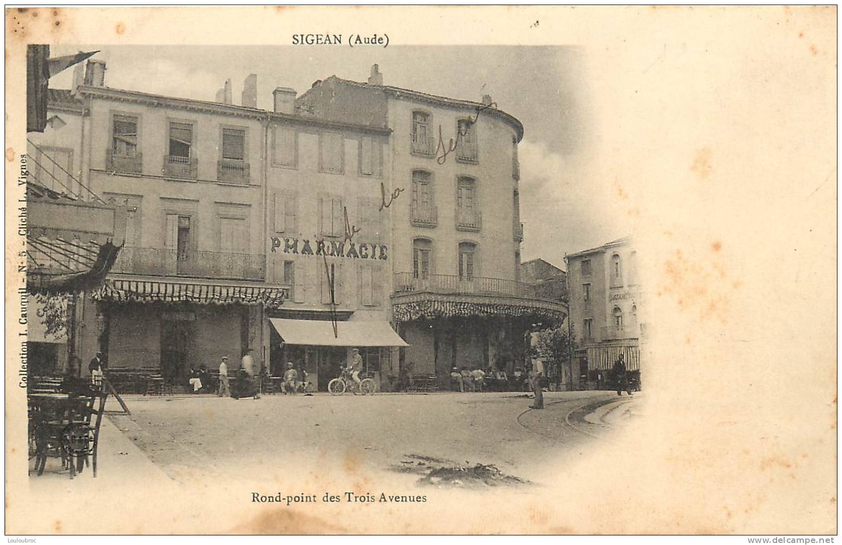 11 SIGEAN ROND POINT DES TROIS AVENUES - Sigean