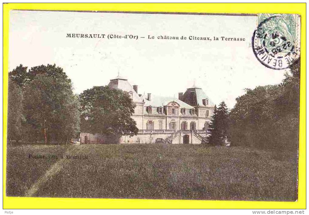 * Meursault (Dép 21 - Côte D'Or - France) * (Pothier, édit Maursault) Le Chateau De Citeaux, La Terrasse, Kasteel, CPA - Meursault