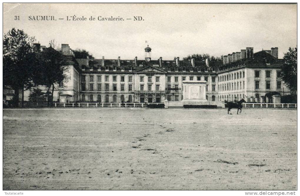 CPA 49 SAUMUR L ECOLE DE CAVALERIE - Saumur