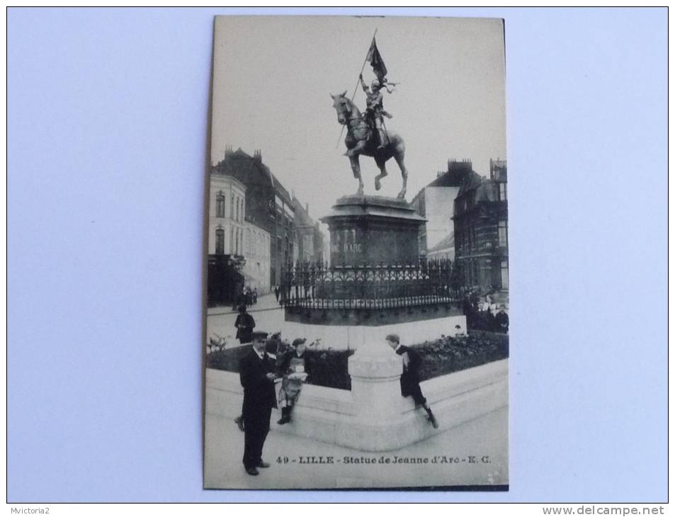 LILLE - Statue De Jeanne D'Arc - Lille