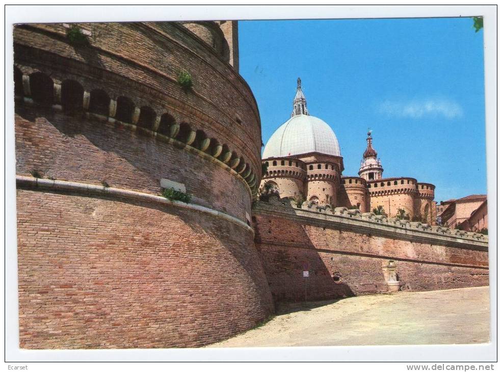 LORETO (ANCONA) - Scorcio Delle Mura E Cupola Del Santuario. Viaggiata 1970 - Ancona