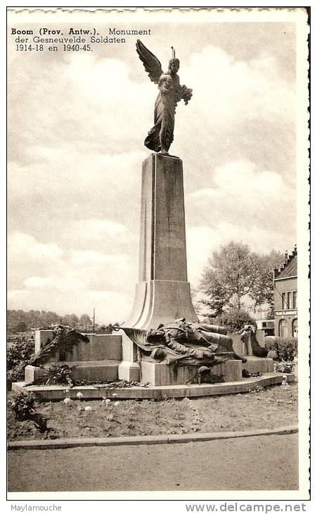 Boom Le Monument - Boom