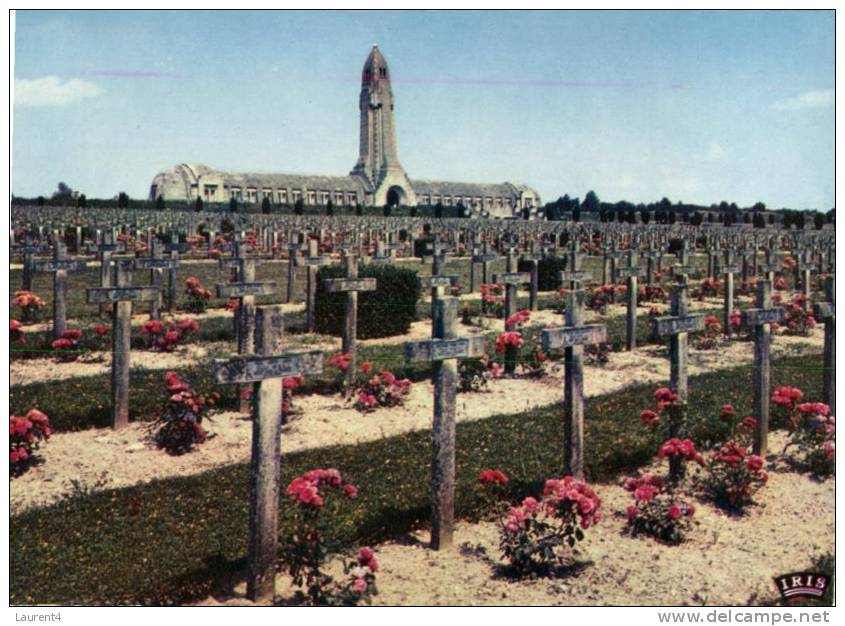 (189) Douamont - Ossuaire Et Cimemtiere - War Cemeteries