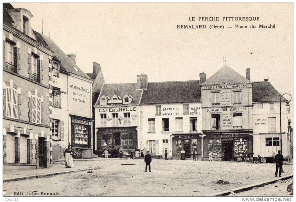 61 REMALARD - Place Du Marché - Remalard