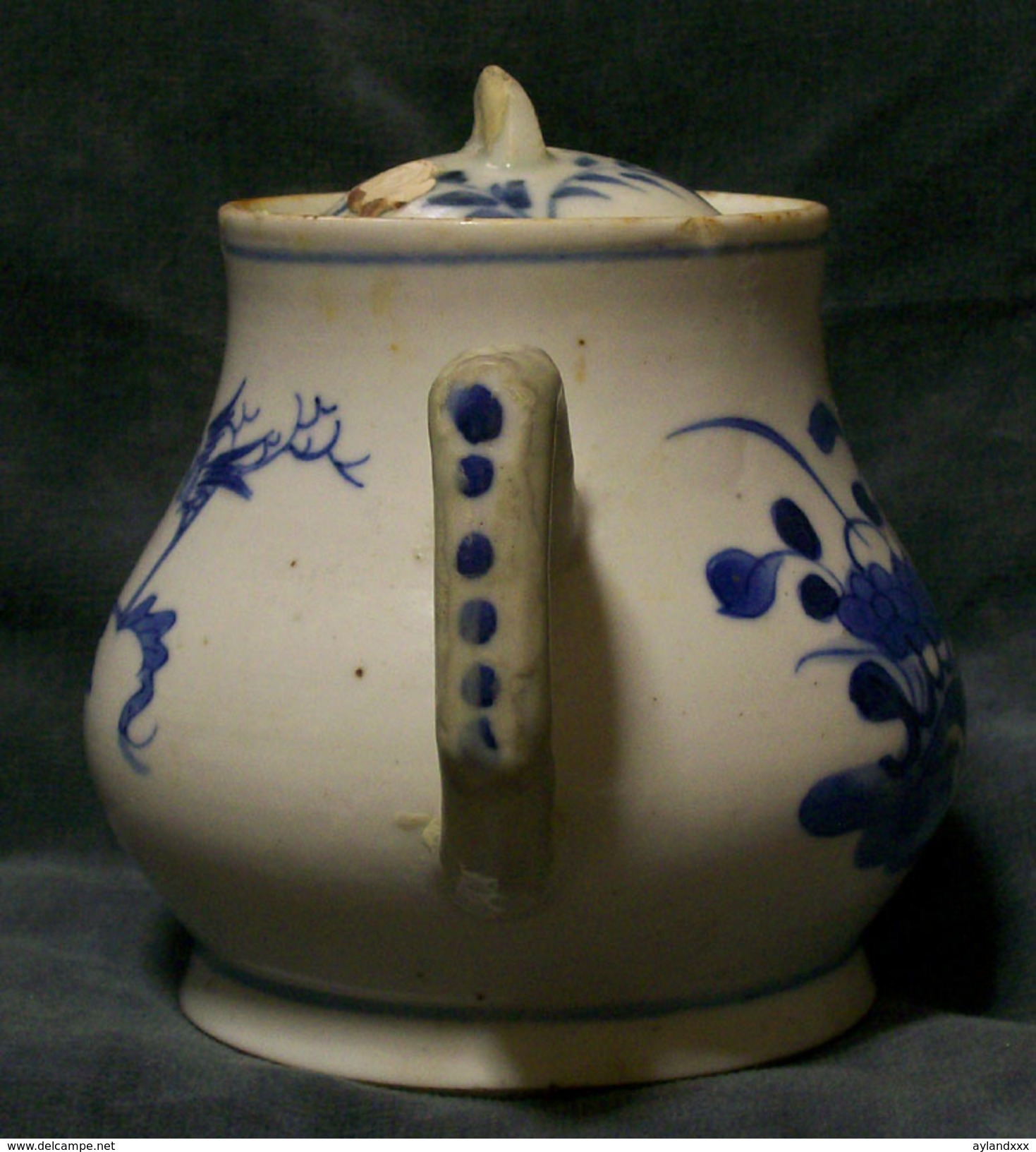 CINA (China): Old Chinese Porcelain Teapot In Blue & White Decoration - Arte Orientale