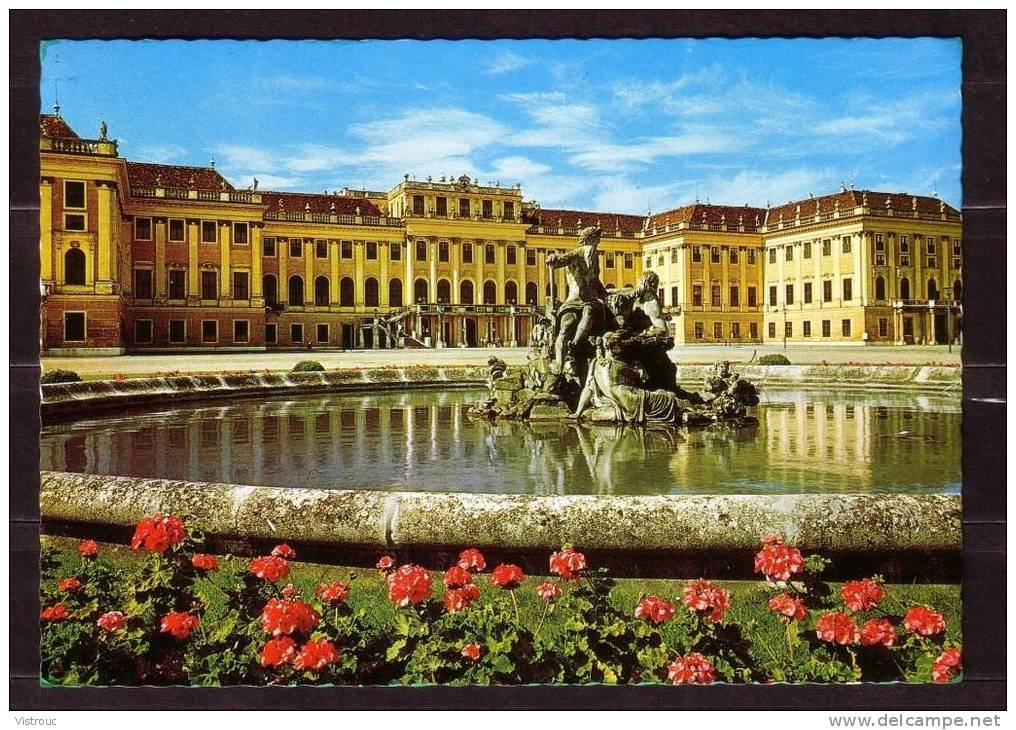 WIEN / VIENNE -  Schloss Schönbrunn  -  Gelaufen Mit Umschlag - Circulated Under Cover - Circulé Sous Enveloppe. - Palacio De Schönbrunn