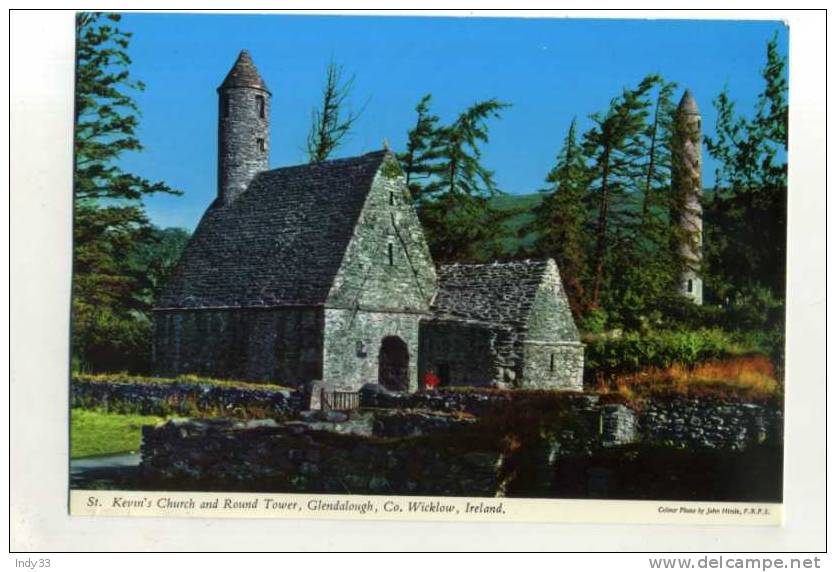 - IRLANDE WICKLOW . GLENDALOUGH .ST. KEVIN'S CHURCH AND ROUND TOWER . - Wicklow