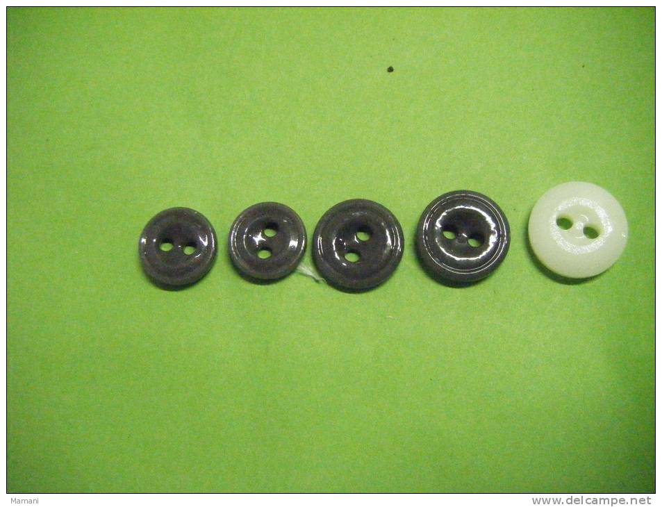 Lot De 5 Boutons Ancien -ceramique-- - Buttons