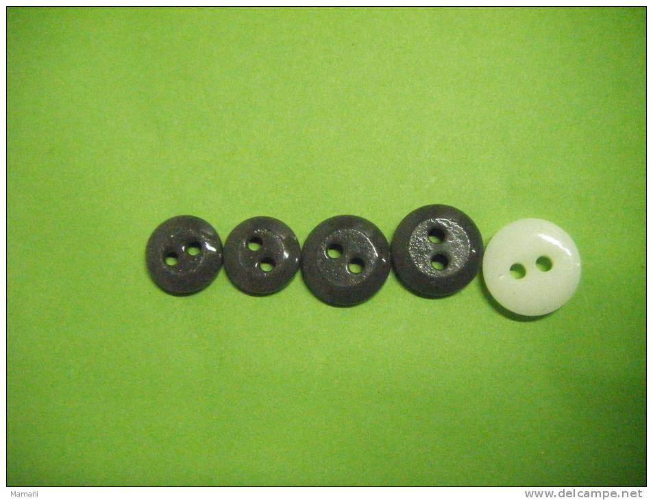 Lot De 5 Boutons Ancien -ceramique-- - Buttons