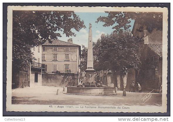 VAR - Aups - La Fontaine Monumentale Du Cours - Aups