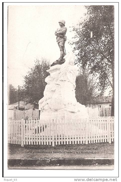 VITRY Le FRANCOIS - Monument Du Colonel Moll Tombé Glorieusement à Dorothé (Ovadail) Le 9 Novembre 1910 - Autres & Non Classés