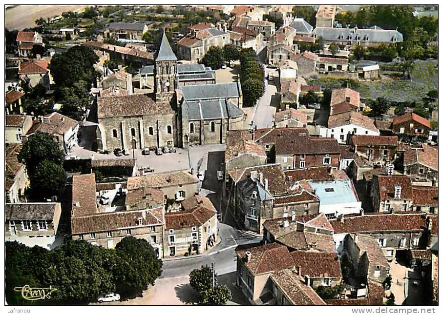 Vendée - Grand Format - Ref 92- Saint Hilaire Des Loges - St Hilaire Des Loges -vue Aerienne -le Centre Du Bourg - - Saint Hilaire Des Loges