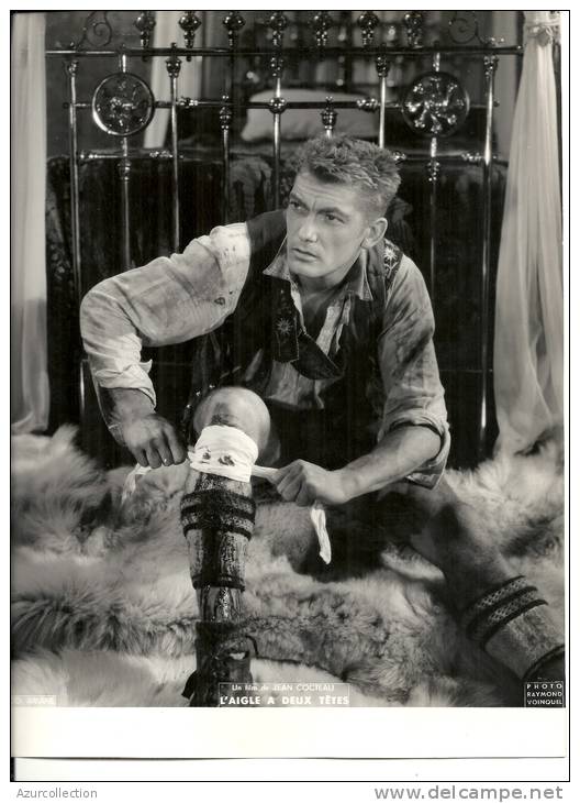 JEAN MARAIS . L´AIGLE A 2 TETES DE COCTEAU - Célébrités