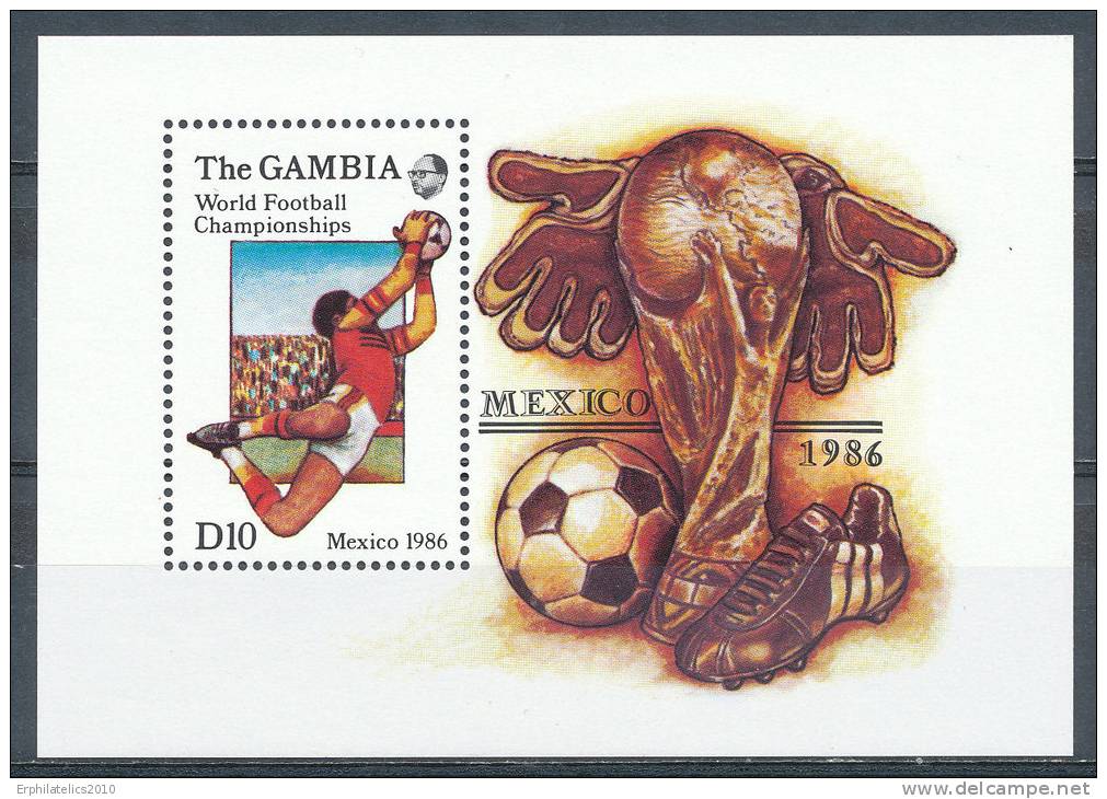 GAMBIA 1986 WORLD CUP SOCCER MEXICO SC# 619 S/S VFMNH - Gambia (1965-...)