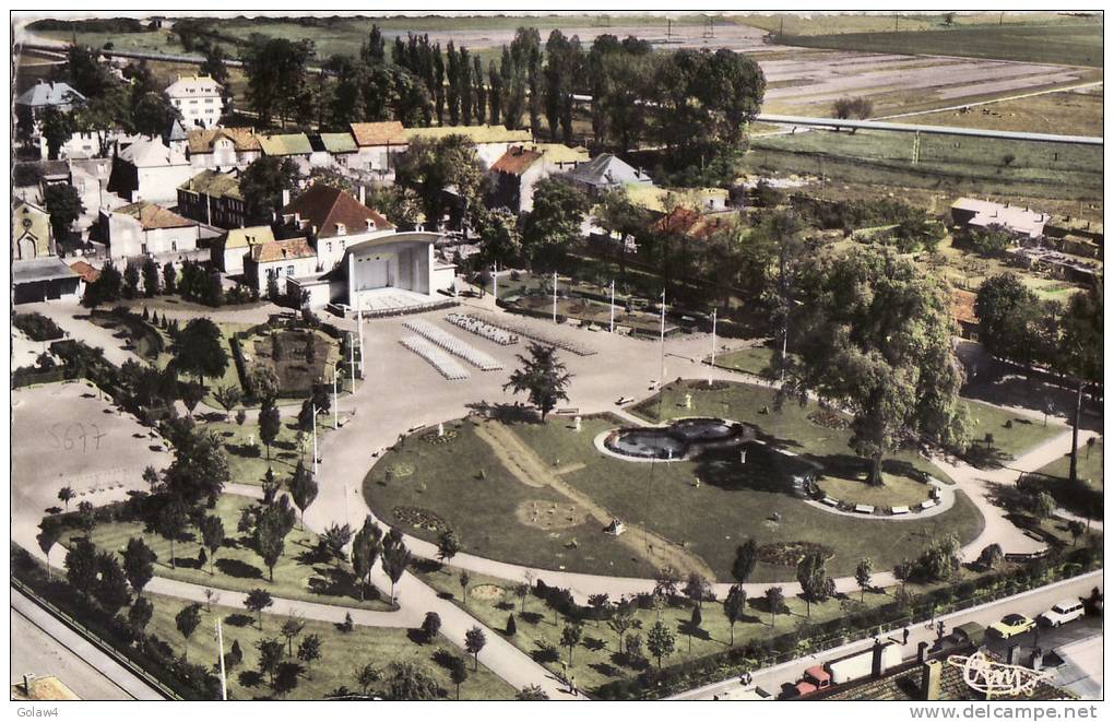 5677# HAGONDANGE LE PARC MUNICIPAL KIOSQUE A MUSIQUE GAZODUC MOSELLE LORRAINE - Hagondange