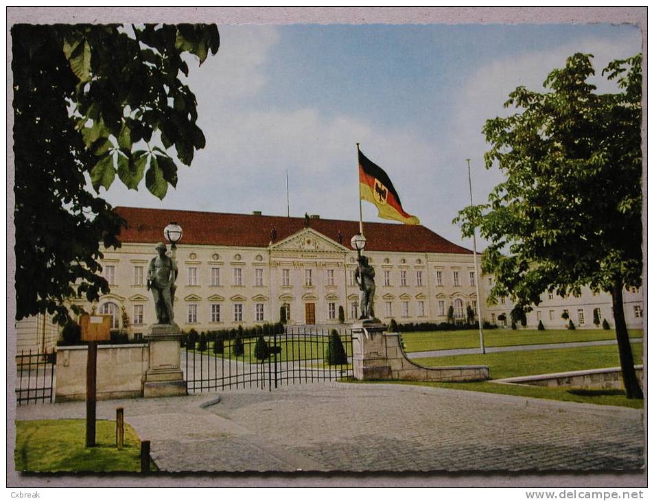 Schloß Bellevue, Berlin. Amtssitz Des Bundespräsidenten - Tiergarten