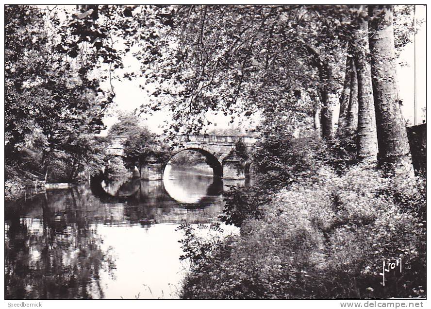 19404 CHALON SUR MARNE. LE PONT DES MARINIERS. IB 4 Yvon - Châlons-sur-Marne