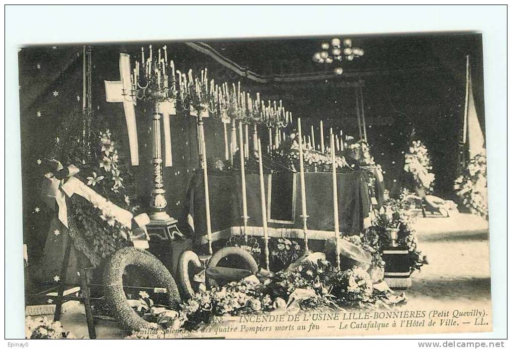 B - 76 - ROUEN - PETIT QUEVILLY - POMPIER - SAPEURS POMPIERS - FUNERAILLE - ENTERREMENT - Sapeurs-Pompiers