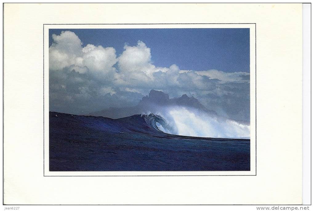 Vague - Océan Pacifique - Polynésie - Bora-Bora - Polynésie Française