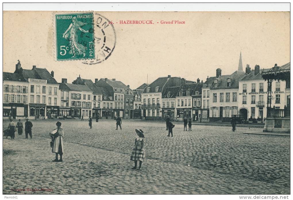 HAZEBROUCK - Grand'Place (animation) - Hazebrouck